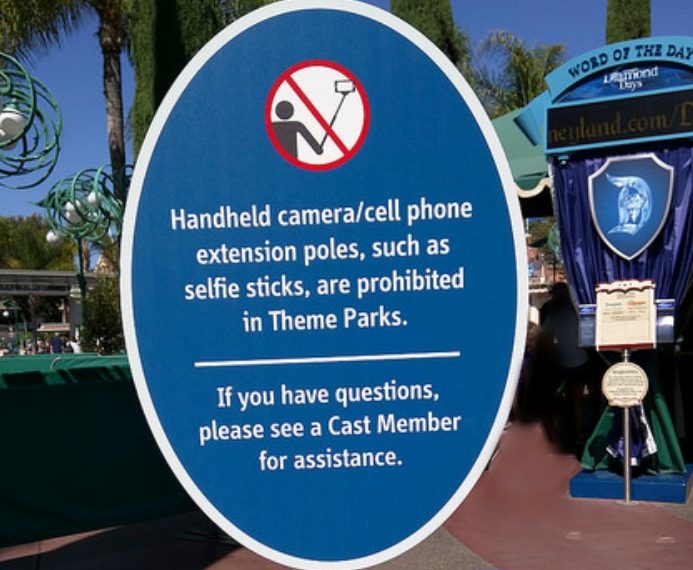10 Items Banned at Disney Parks