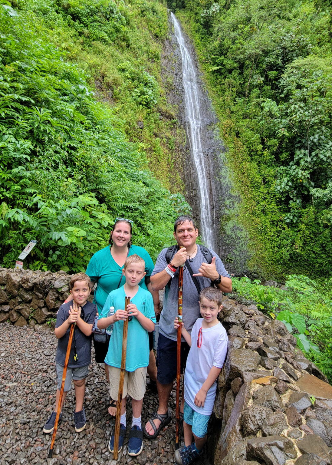 2025 Ultimate Hawaii Packing List (With Free Printable) | Travel